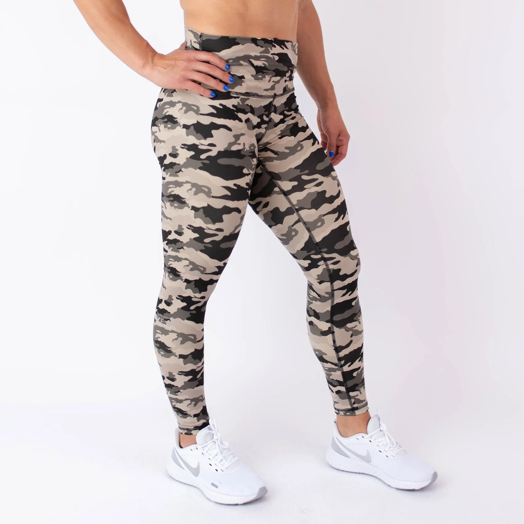 FLEO El Toro 25" Cream Camo Leggings (Bounce)