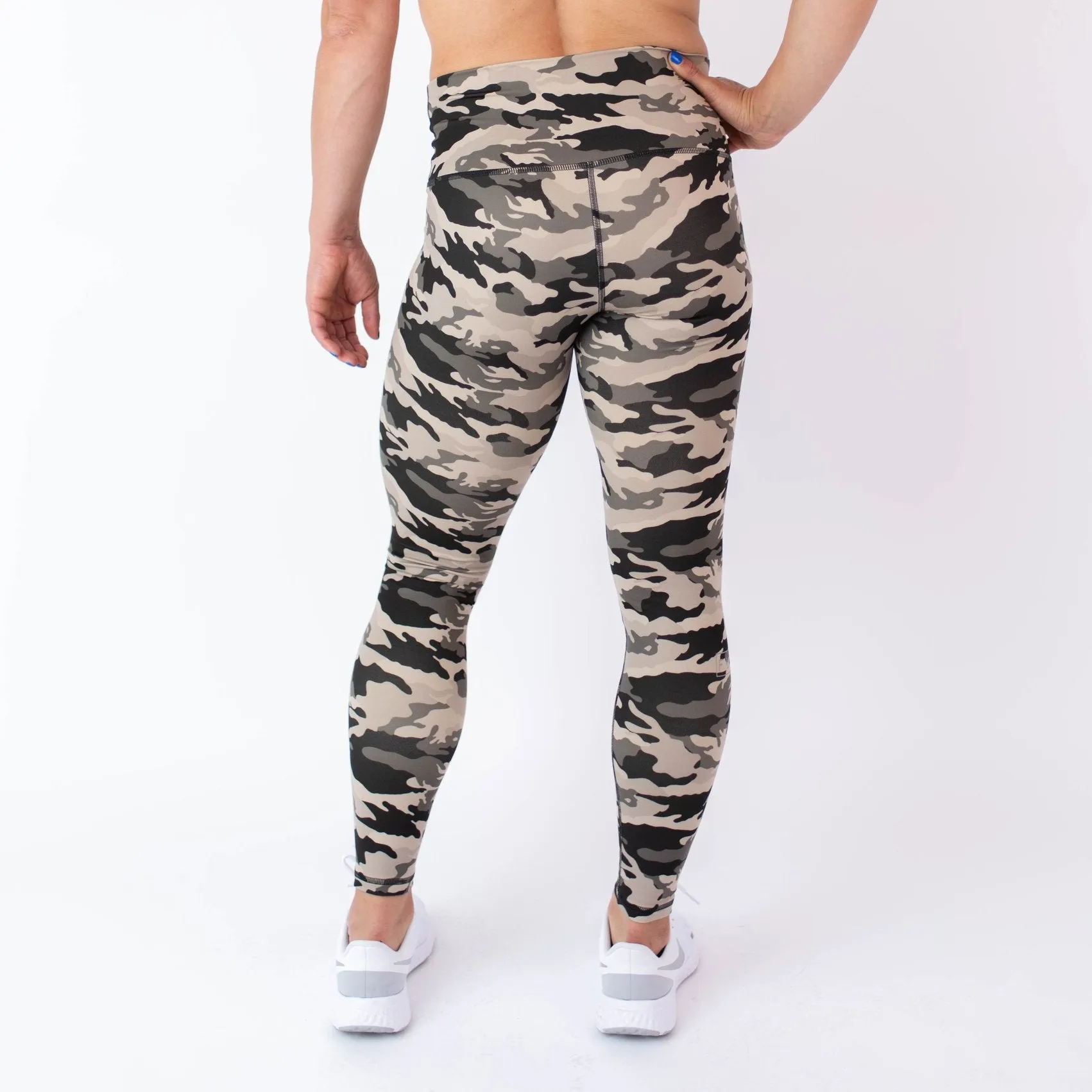FLEO El Toro 25" Cream Camo Leggings (Bounce)