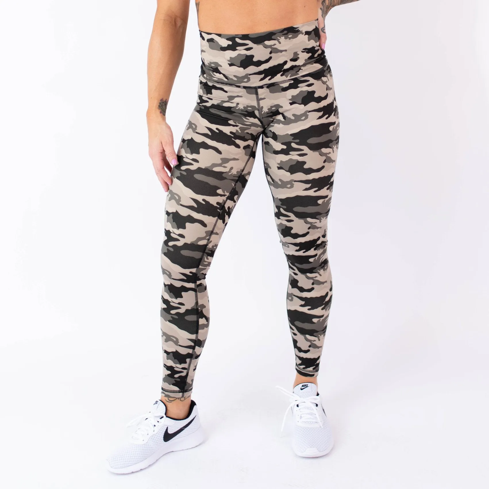 FLEO El Toro 25" Cream Camo Leggings (Bounce)