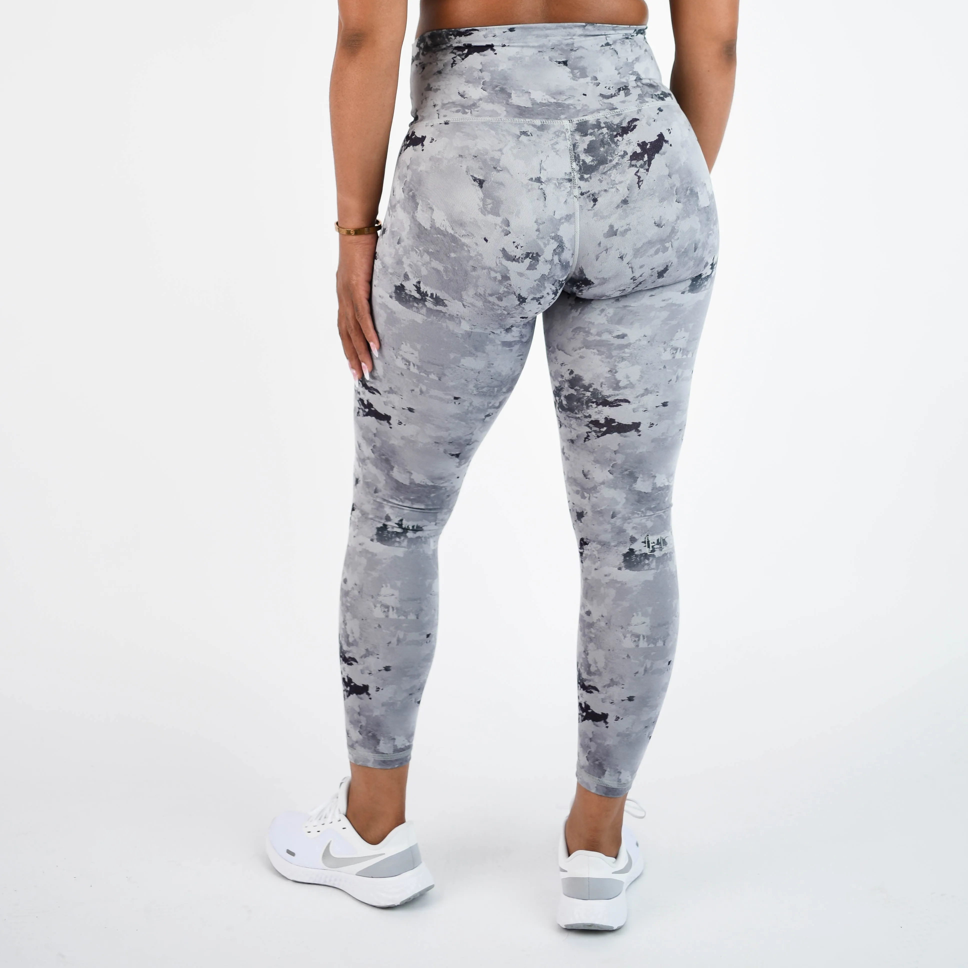 FLEO El Toro 25" Silver Crystal Leggings