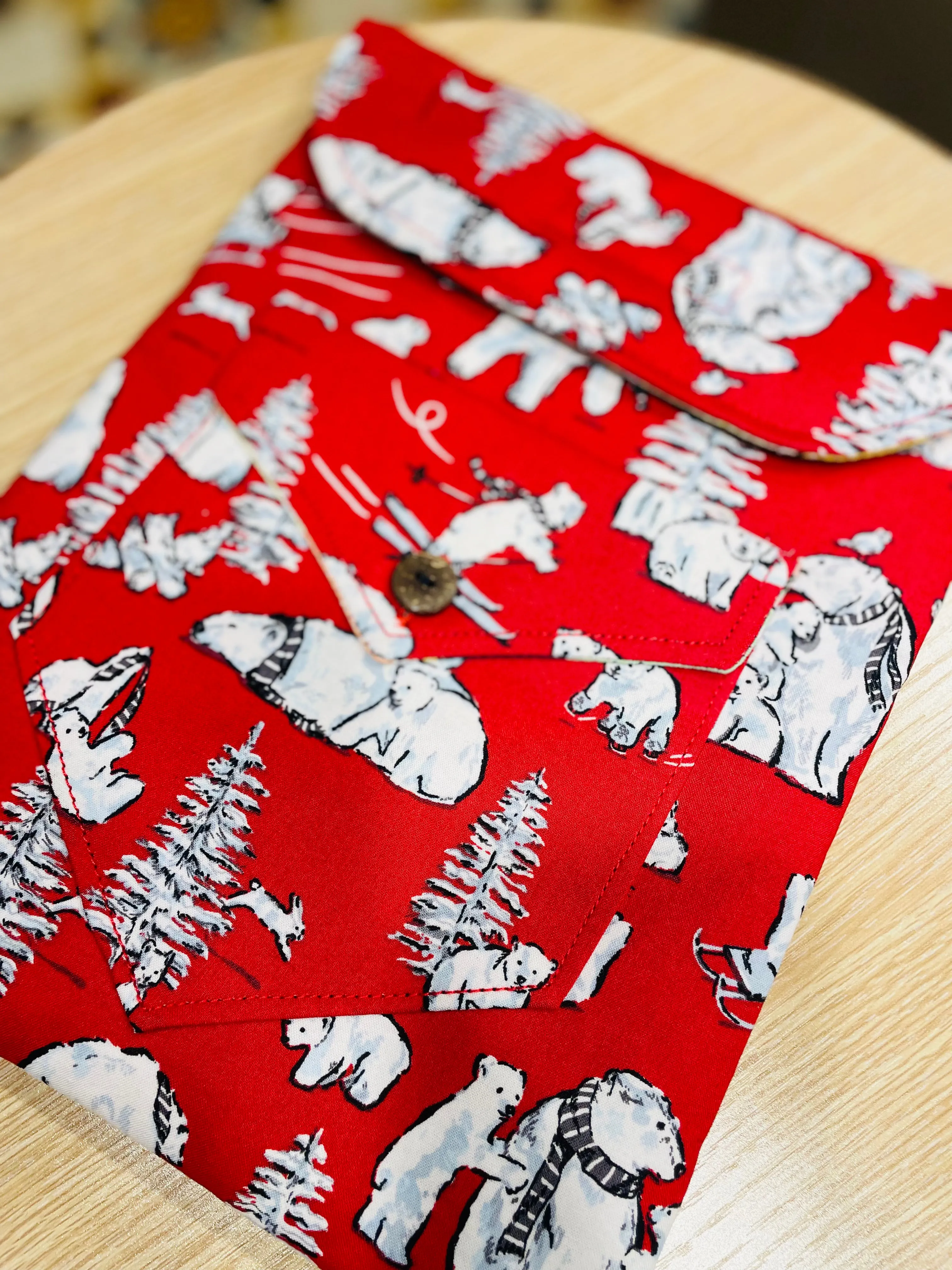 The Polar Bear 🐻‍❄️ 10.5inch BeeKeeper Tablet/iPad Sleeve
