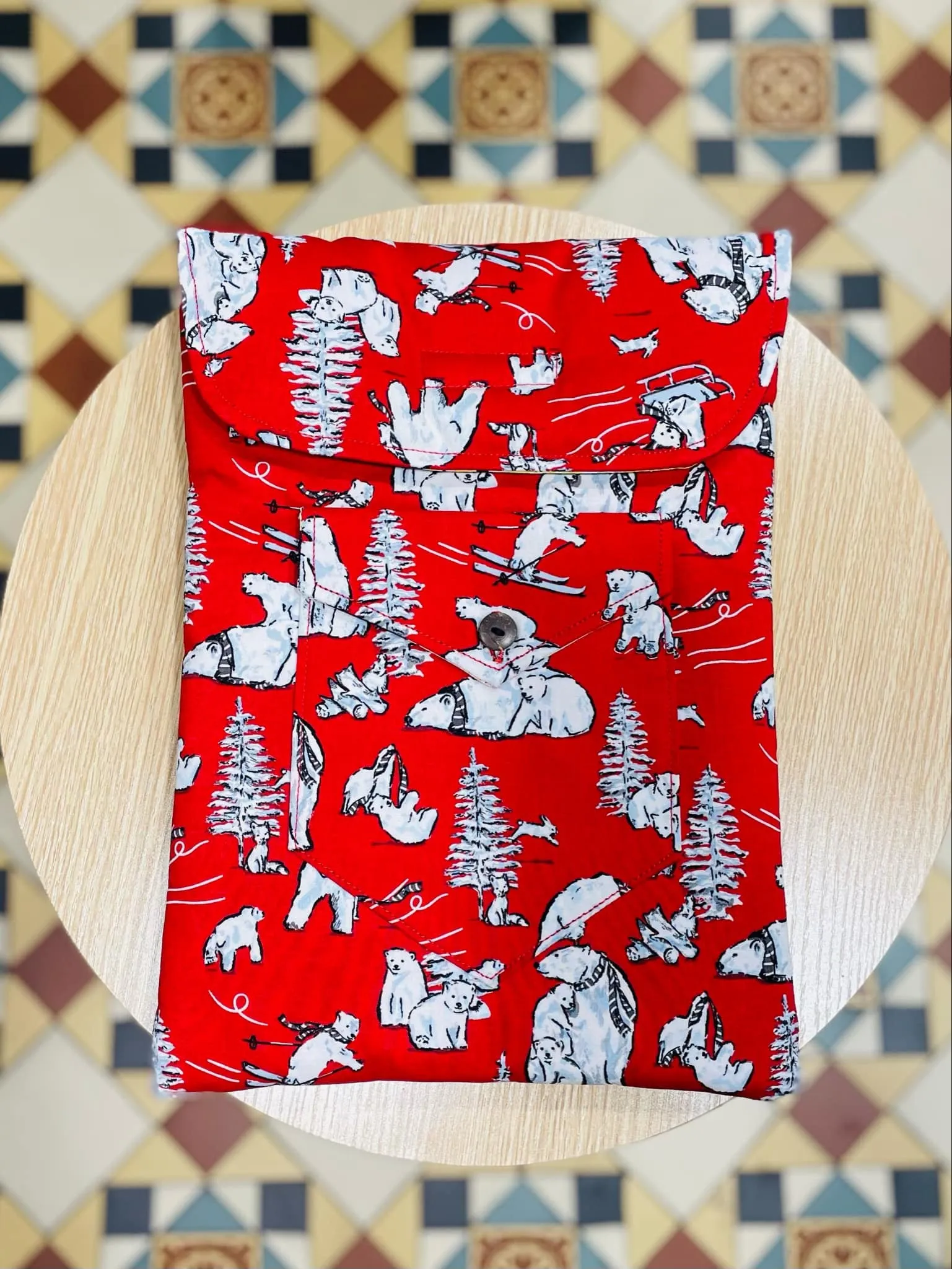 The Polar Playtime 🐻‍❄️ 13inch BeeKeeper Laptop Sleeve