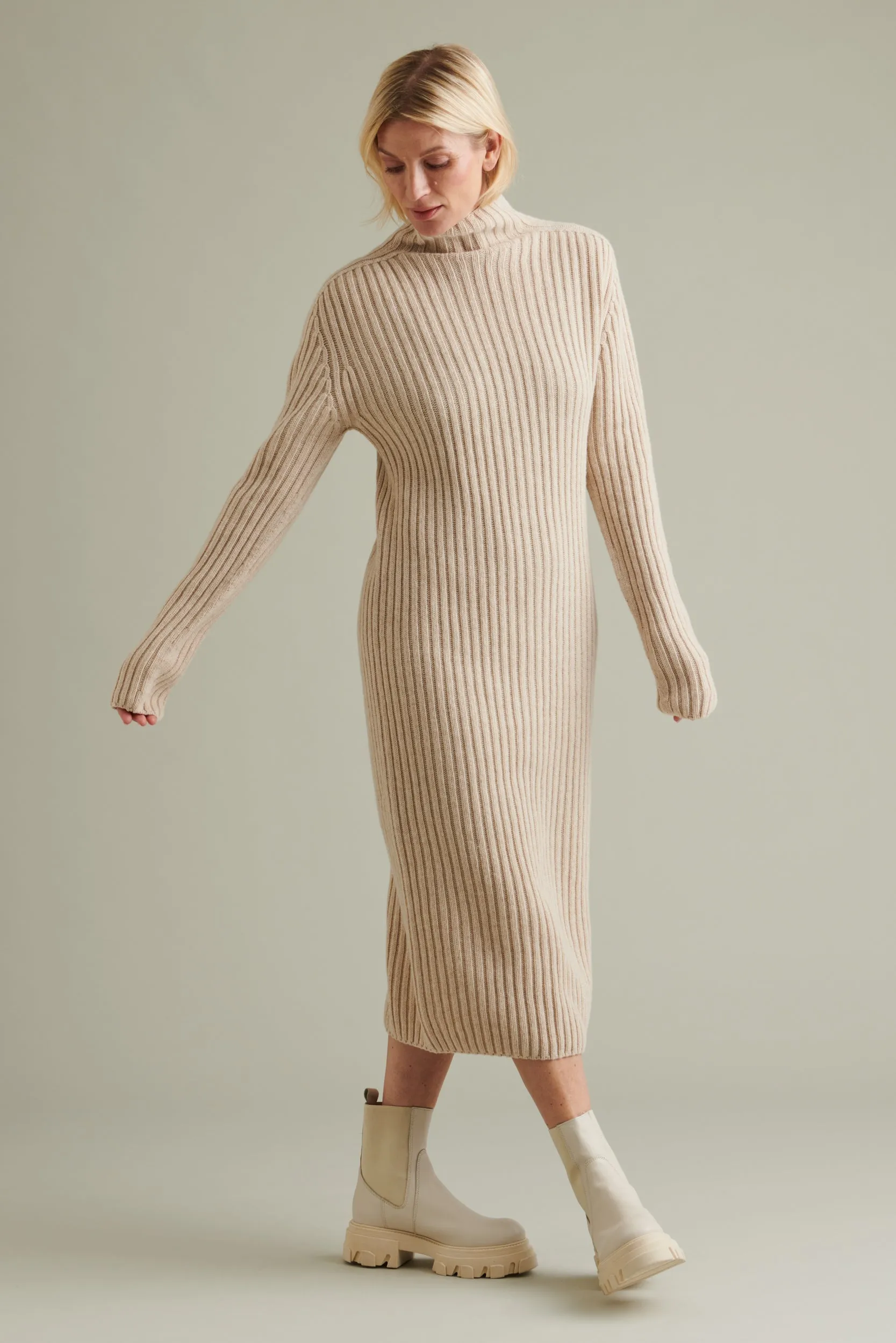 Utö Knitted Dress Beige